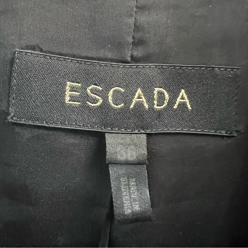 ESCADA flower/cherry jacket - Picture 5 of 8
